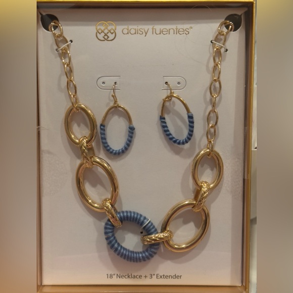 Daisy Fuentes Chunky Link Necklace and Earring Gift Box Set Blue - Picture 4 of 4